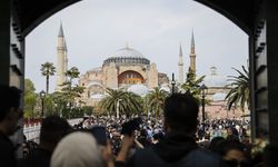 İstanbul'daki vatandaşlar bayramın ilk gününü açık havada değerlendirdi