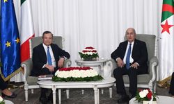 İtalya Başbakanı Draghi iş birliği anlaşmaları için Cezayir'de
