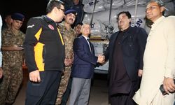 Türkiye'nin gönderdiği yardım malzemelerini taşıyan uçaklar Pakistan'a ulaştı
