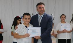 Batman'da drama yöntemi ile İngilizce eğitimi alan 19 çocuk sertifika aldı