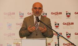 Diyarbakır'da valilik tarafından şehit aileleri ve gaziler onuruna yemek verildi