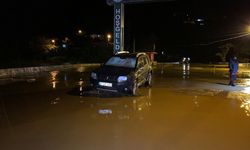 Zonguldak'ta sağanak nedeniyle Ilıksu Deresi taştı