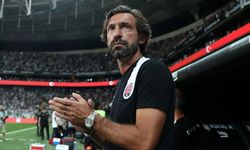 Pirlo, Barcelona'nın kapısından döndü