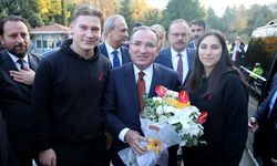 Adalet Bakanı Bozdağ meslek lisesi öğrencileriyle buluştu