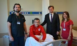 Denizli'de hastanın göğsünden yaklaşık 6 kilogramlık tümör çıkartıldı