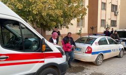 Adıyaman'da annelerinin evde yalnız bırakıp gittiği iki küçük kardeşi komşular çıkardı