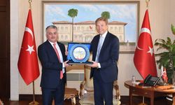Antalya Valisi Yazıcı, Hollanda'nın Ankara Büyükelçisi Joep Wijnands'ı kabul etti