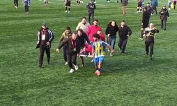 Zonguldak'ta oynanan amatör maçta kaleci yürekleri ağıza getirdi: Yoğun bakıma alındı