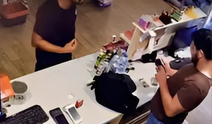 Parasını ödememek için kasiyeri bıçakladı!
