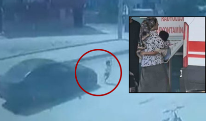 Bursa'da 4 Yaşındaki Aras'a Otomobil Çarptı!