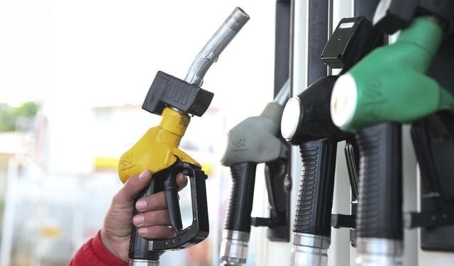 Akaryakıt fiyatları ne kadar oldu? Benzin, motorin ve LPG fiyatları (18 Nisan 2025)