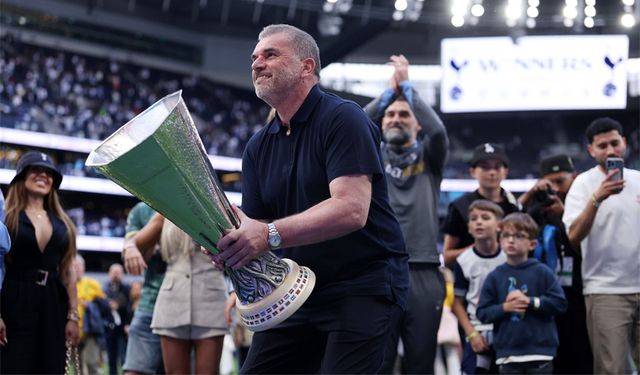 Tottenham’dan şok karar! 41 yıl sonra Avrupa kupası kazanan Postecoglou ile yollar ayrıldı