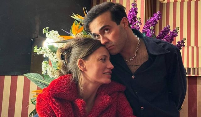 Tatile Vize Engeli! Serenay Sarıkaya Mert Demir’siz Uçtu