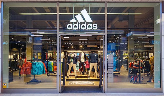 Rekabet Kurulu’ndan Adidas’a 402 Milyon TL’lik Dev Ceza