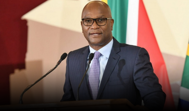 Güney Afrika’nın Paris Büyükelçisi Otel Önünde Ölü Bulundu: Şüpheli Ölümle İlgili Soruşturma Başlatıldı