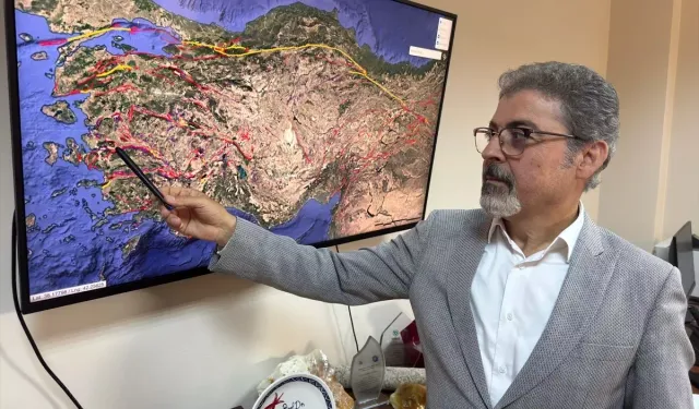 Deprem uzmanından İzmir için kritik uyarı: “3 fayın zamanı doldu”