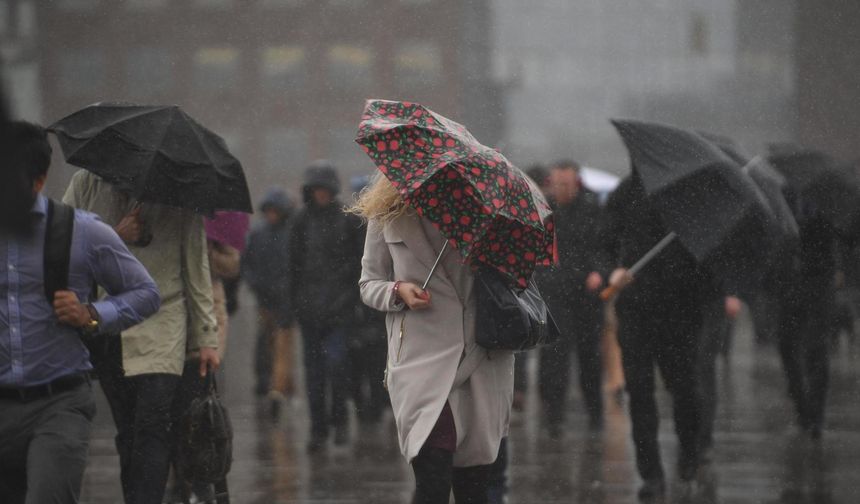 Meteoroloji’den kuvvetli yağış uyarısı! İşte yurt genelinde hava durumu tahminleri (18 Mayıs 2025)