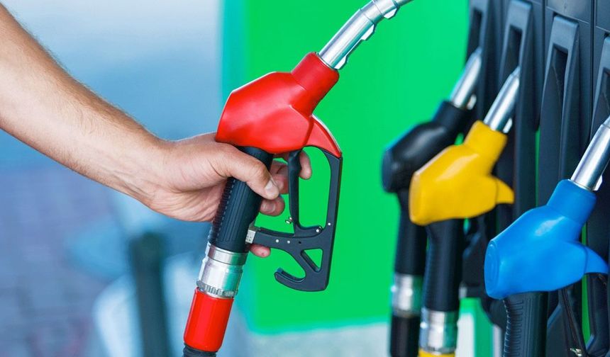 Akaryakıt Fiyatları Ne Kadar Oldu? İşte Benzin, Motorin ve LPG Fiyatları (14 Ağustos 2025)