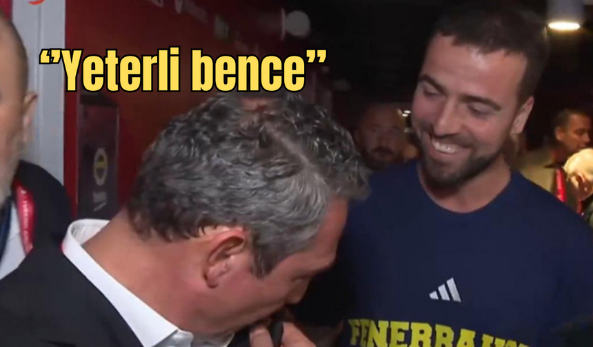 Ali Koç, finale yükselen Fenerbahçe Beko maçı sonrası armayı öptü