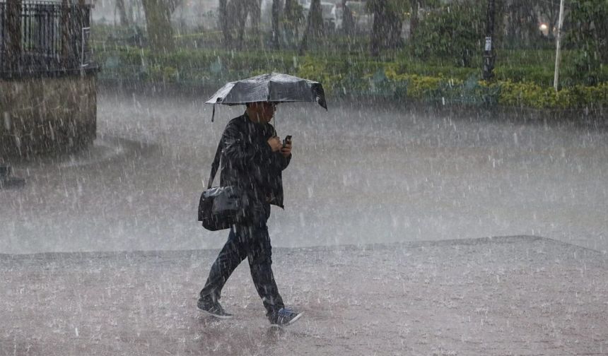 Meteoroloji’den kuvvetli yağış uyarısı! Türkiye genelinde hava durumu tahminleri (15 Mayıs 2025)