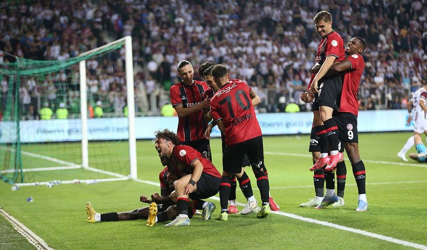 Karagümrük Süper Lig’e döndü!