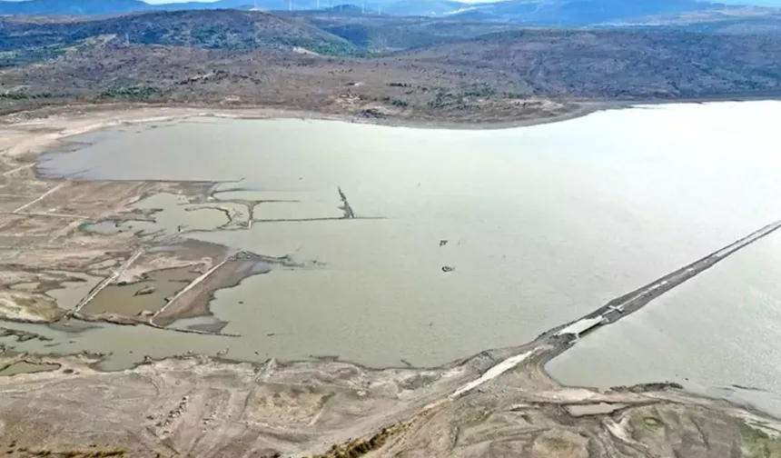 Çeşme’de musluklar 10 saat kapanacak! Tatilciler ne yapacağını şaşırdı