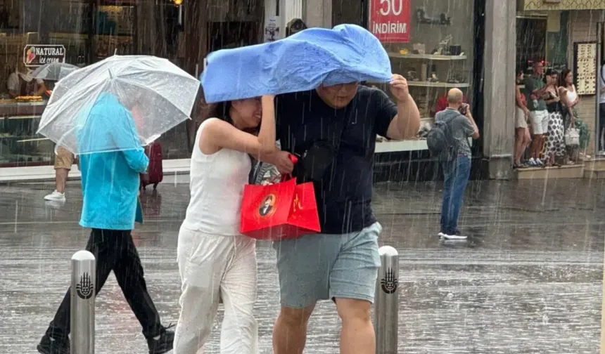 İstanbul'da Gök Gürültülü Sağanak Yağış Uyarısı! Meteoroloji'den Kritik 2 Gün Uyarısı