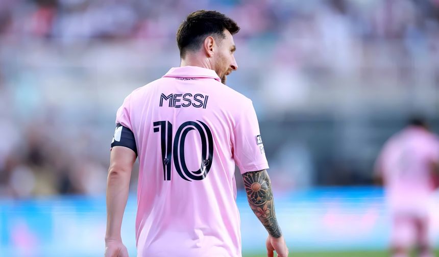 Ligler Kupası’nda Messi Depremi