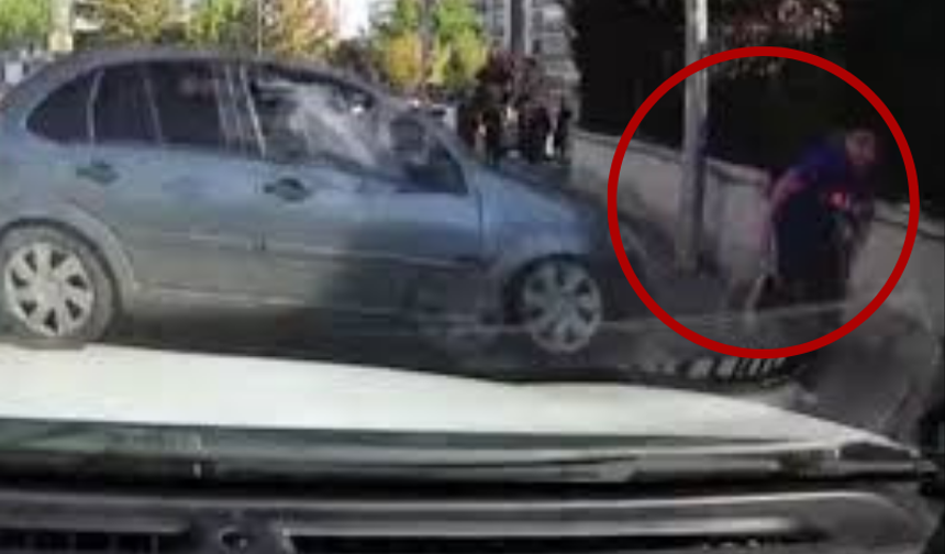 Okul Duvarına Çarpan Araçtan Kıl Payı Kurulan Öğrenci!