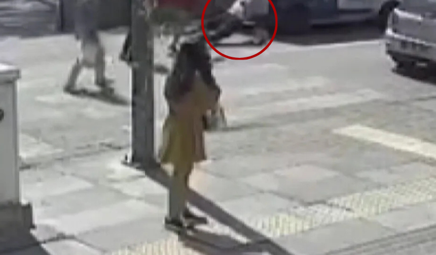 Yaya Geçidinde Hem Yol Vermedi, Hem de Kadına Yumruk Attı!