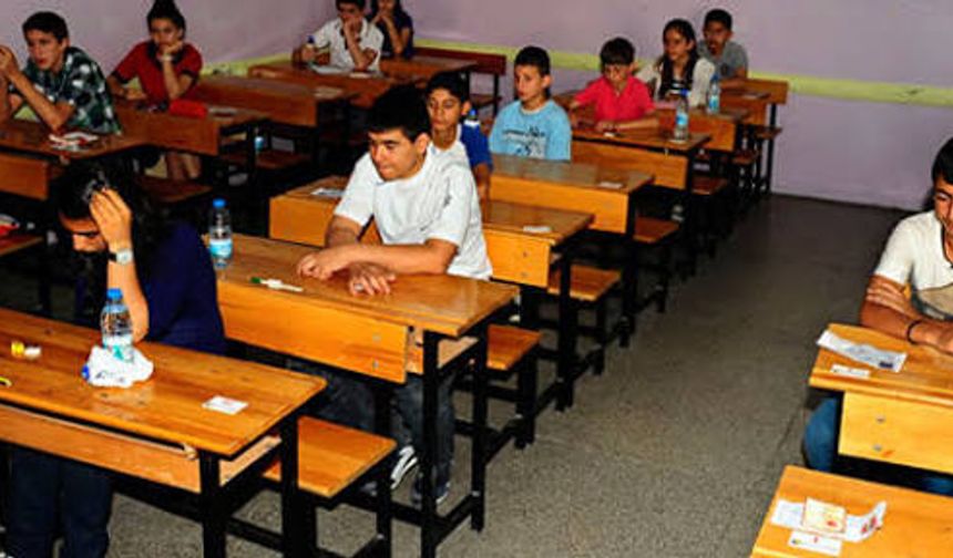 Zorunlu Eğitim Kısalıyor mu? Rapor Cumhurbaşkanı Erdoğan’a Sunuldu!