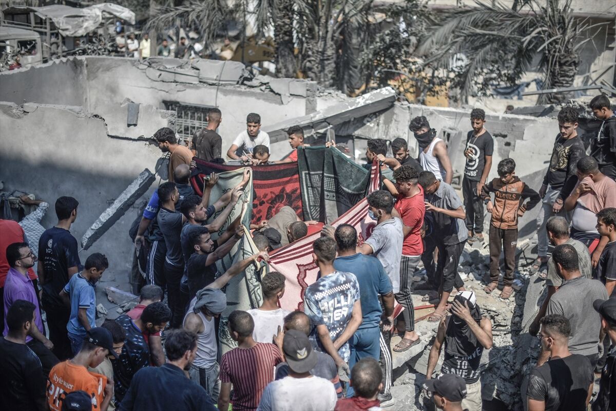 AA-20231011-32372862-32372851-ISRAILIN_GAZZE_SERIDINE_SALDIRILARI_BESINCI_GUNUNDE_DE_SURUYOR