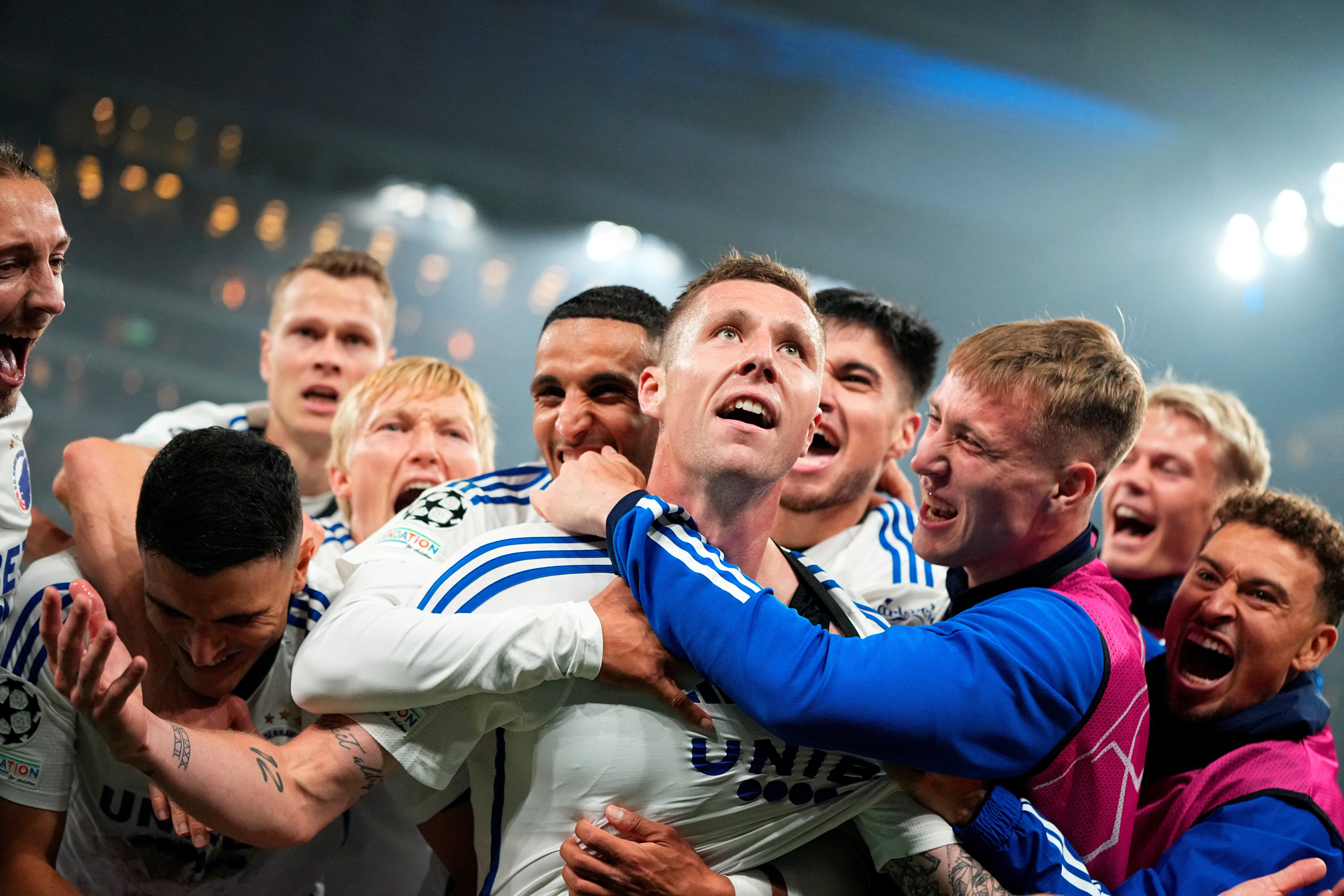 Bayern Münih Kopenhag canlı