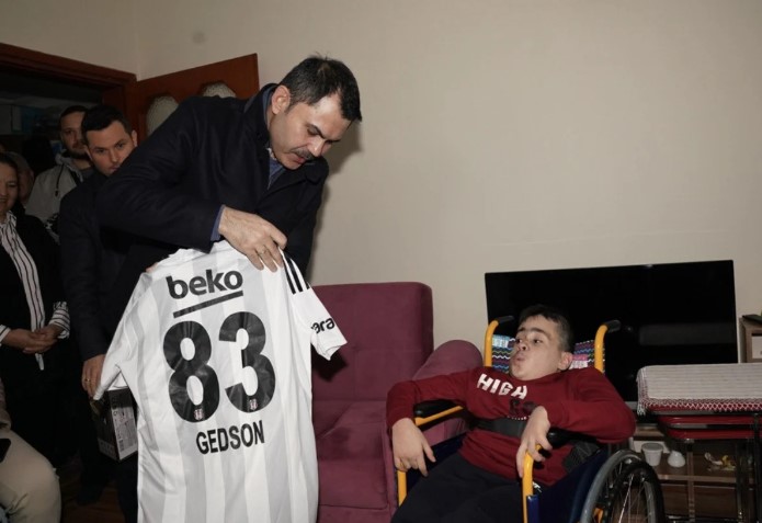Murat Kurum Engelli Genç 2