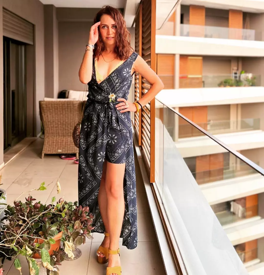 Kızıl Goncalar Hasna