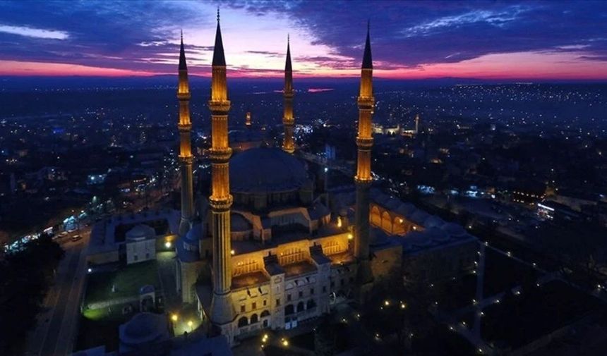 Miraç Kandilinin Faziletli İbadetleri (2)