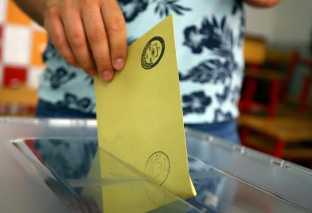 Hangi belediyeler el değiştirdi?