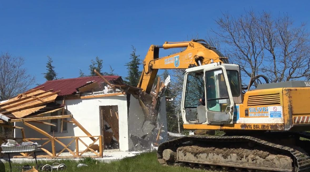 İzinsiz yapıların kararsız yıktırılmasına anayasa cevabı!
