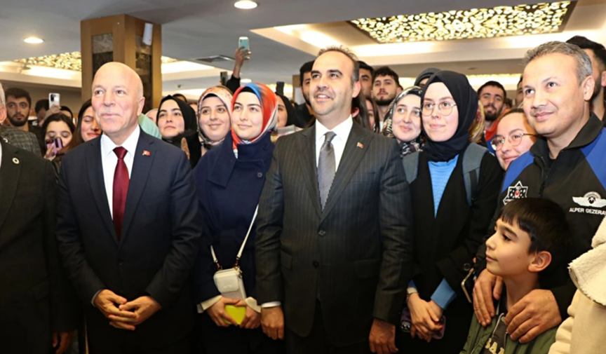 Sanayi ve Teknoloji Bakanı Kacır Rize'de