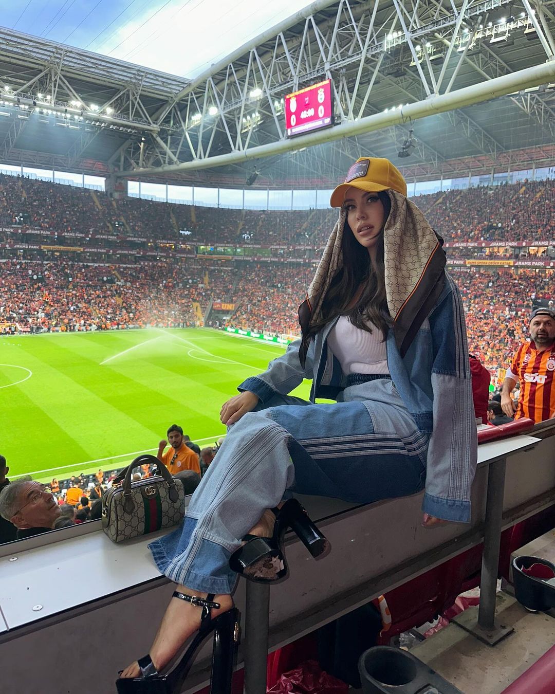 Wanda Nara Şampiyonluk Pozları
