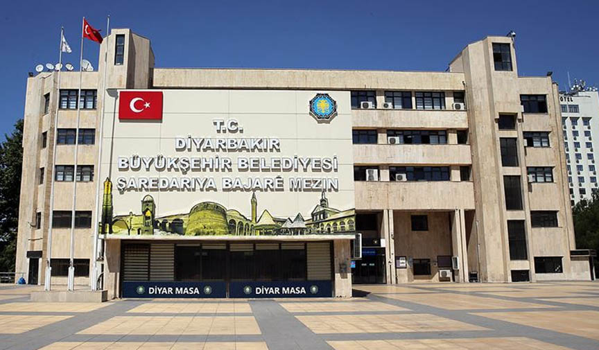 Dıyarbakır Beledediyesi Işçi Çıkarma Açıklama
