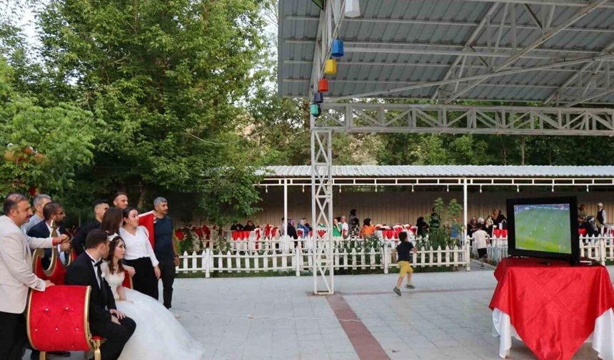 Düğüne Milli Maç Arası