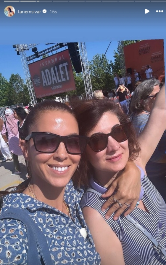 Melis Birkan - Özge Özder