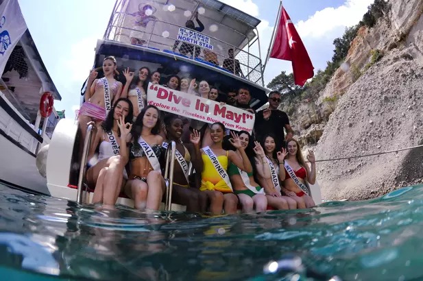 Kemer'de Güzellik Yarışması 2