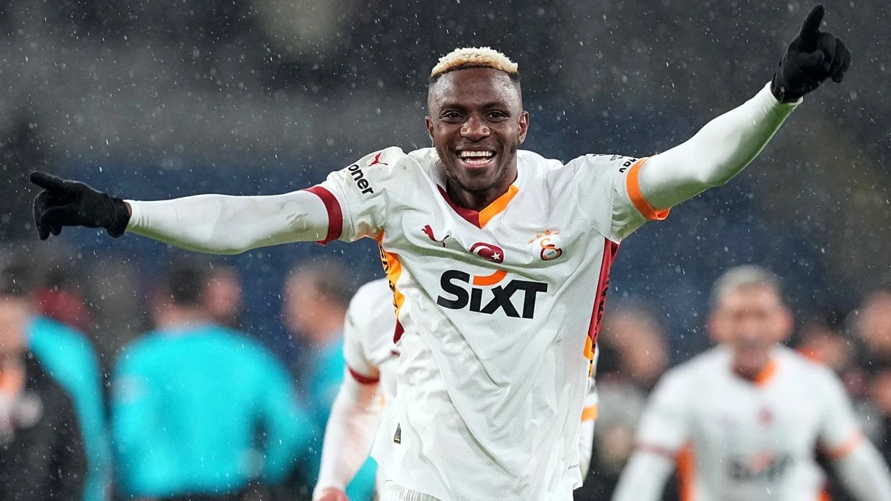 Osimhen Cimbom'un Elinden Kaçıyor1