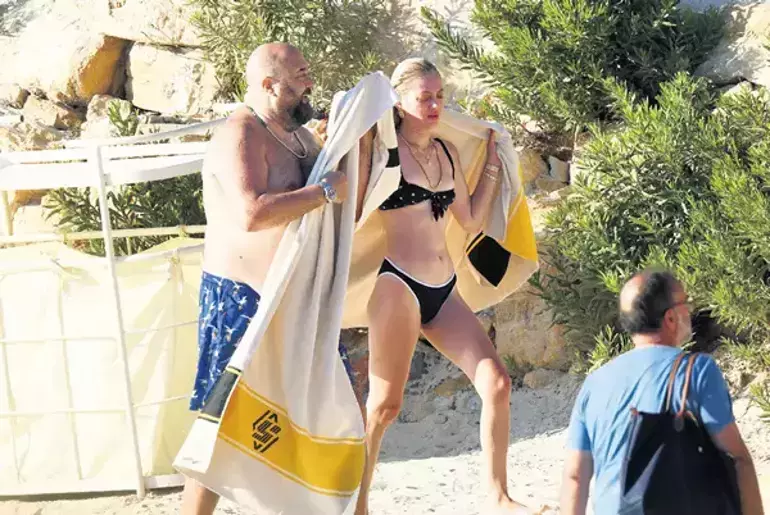 Somer Sivrioğlu Sevgilisi-1