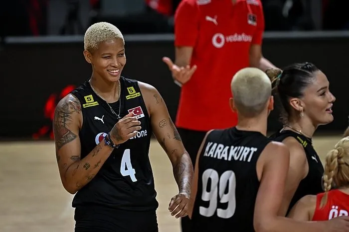 A Milli Kadın Voleybol Takımı. 2