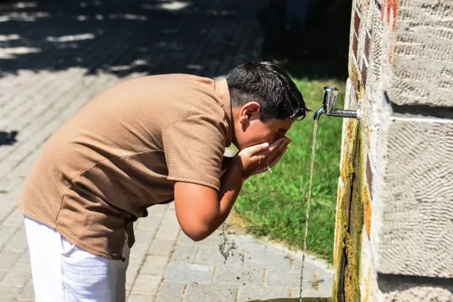 Adana Da Sicaklik 47 Derece 2