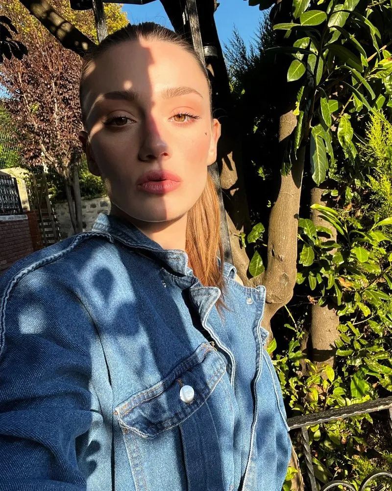 Gizem Karaca-7