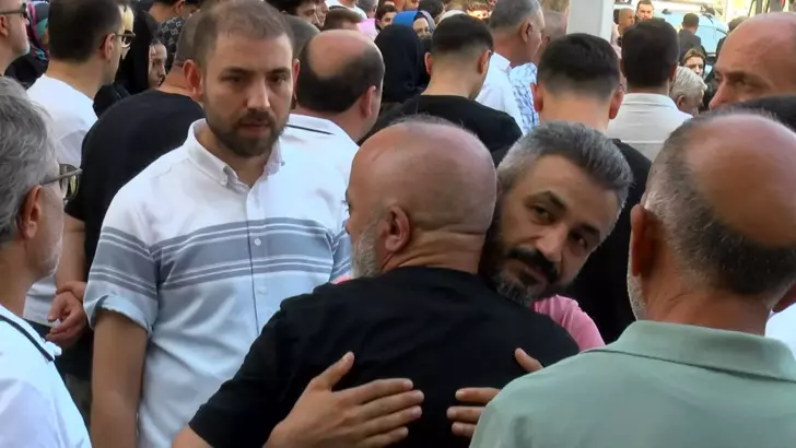 Hi̇lal Özdemi̇r